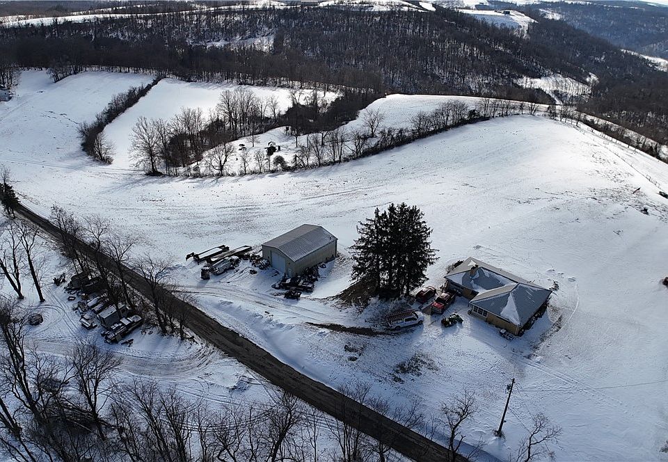 2nd image of 180 Backbone Rd