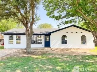 1406 Royal Ln, Cisco, TX 76437