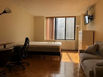 Rented by Sumitomo Real Estate Sales