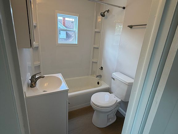 5th image of 400 E 24th St APT 2