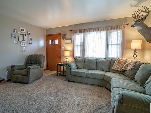 4th image of 1125 La Plante Ave