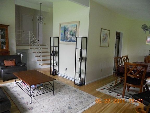 5th image of 17 Tirrell Cres