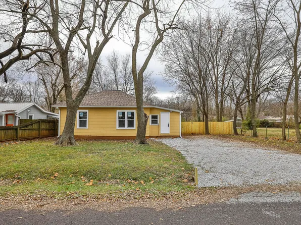 2742 W Water Street, Springfield, MO 65802
