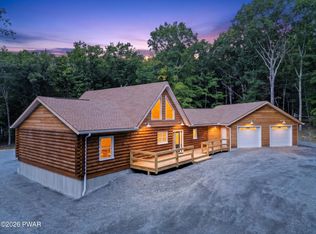 205 Garrity Rd, Hawley, PA 18428