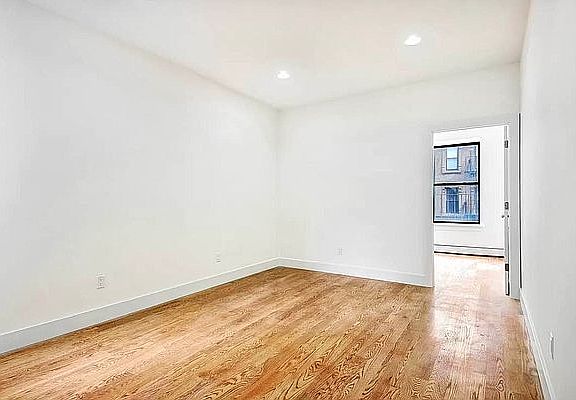 5th image of 312 W 121st St APT 3B