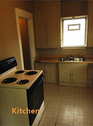 5th image of 1628 Grantwood Ave