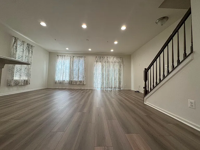 7807 Cherrel Brooks Way — Photo 5