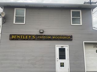 645 Greensburg Rd #B, New Kensington, PA 15068