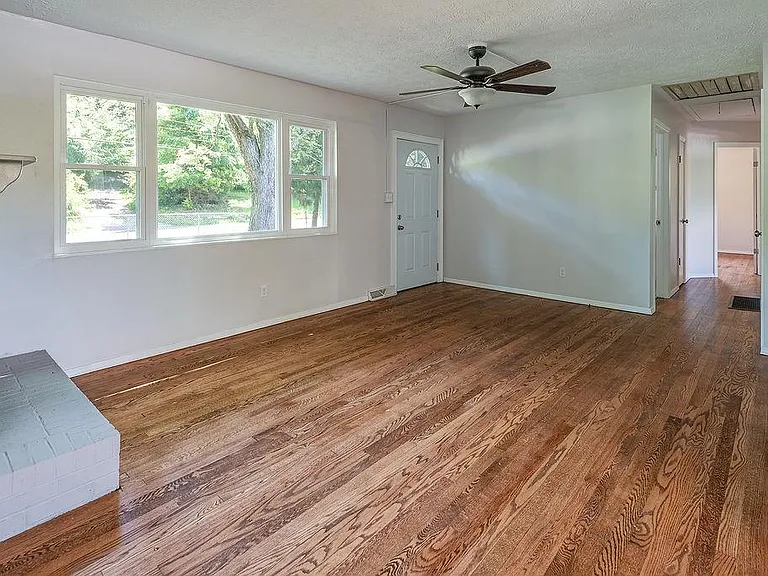 677 Monte Vista Rd — Photo 3