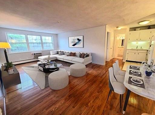 2nd image of 3 Tara Dr Unit 11