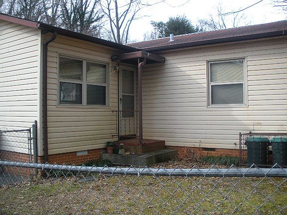 2nd image of 1006 8th St