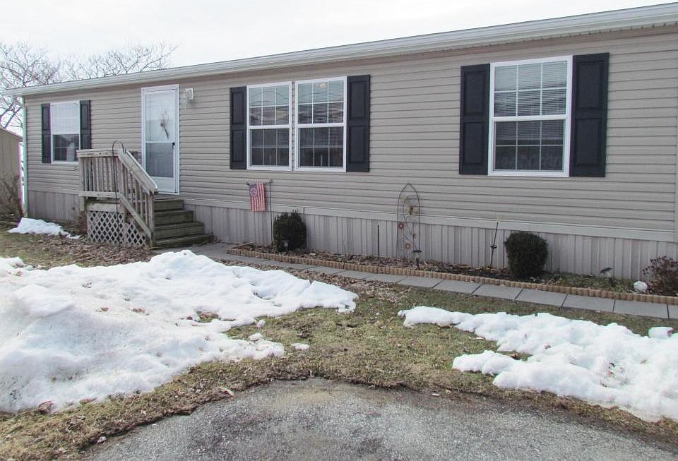 1st image of 81 Lobin Rd