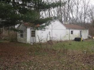 2016 Bell Rd, Niles, MI 49120