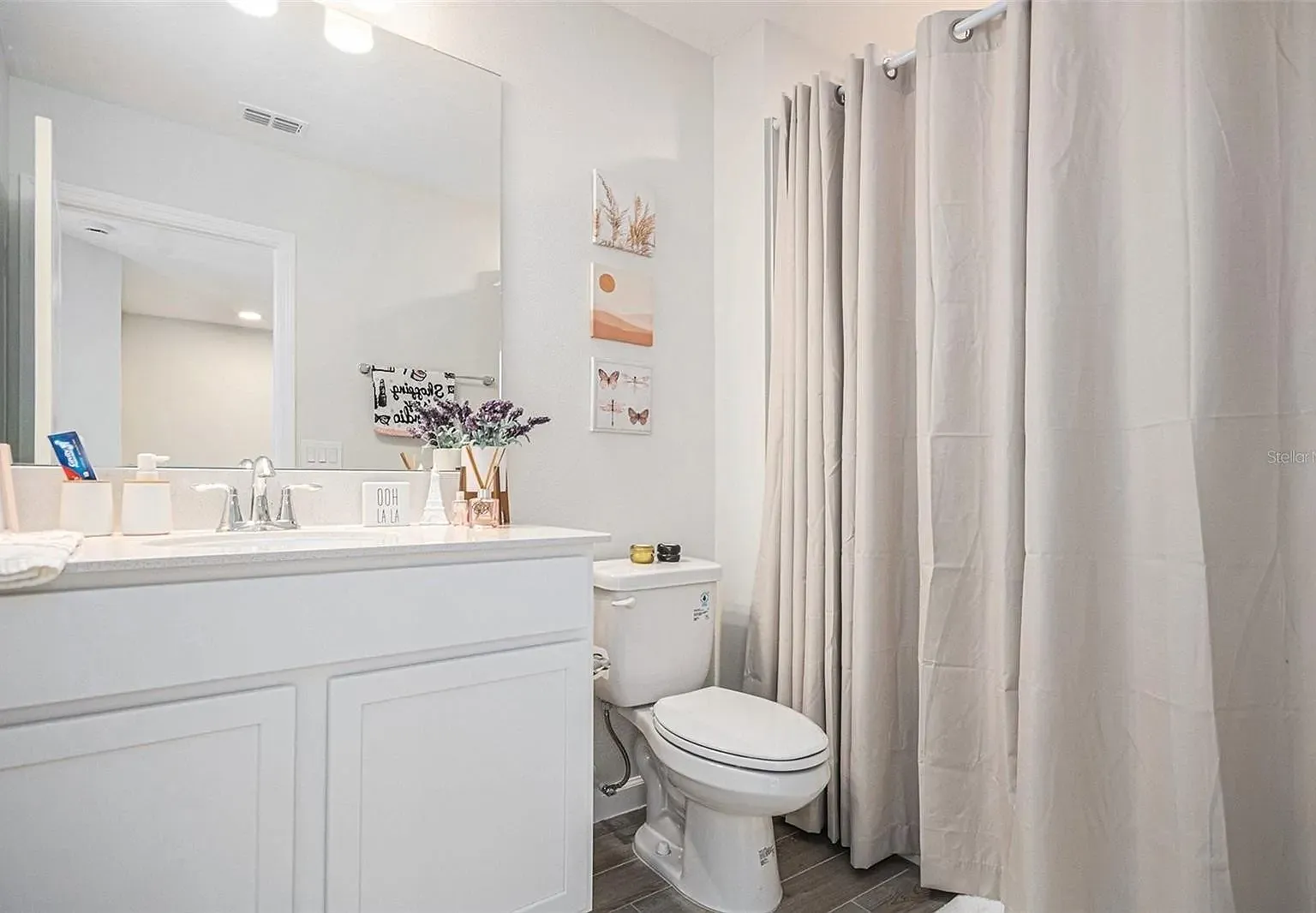 3 bed, 2.5 bath, 1556 sqft, $800 — Photo 1
