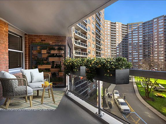 5th image of 10460 Queens Blvd APT 6M