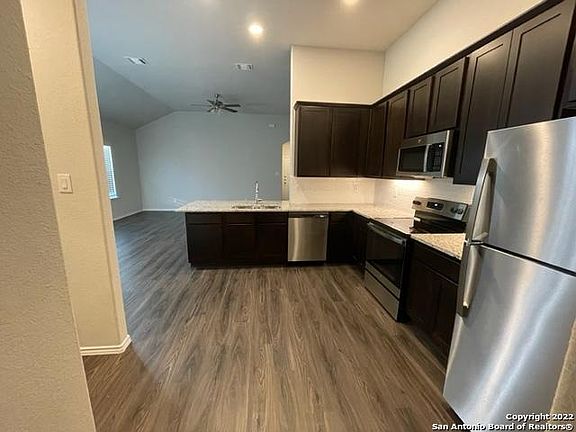 5th image of 600-602 Ashers Pl