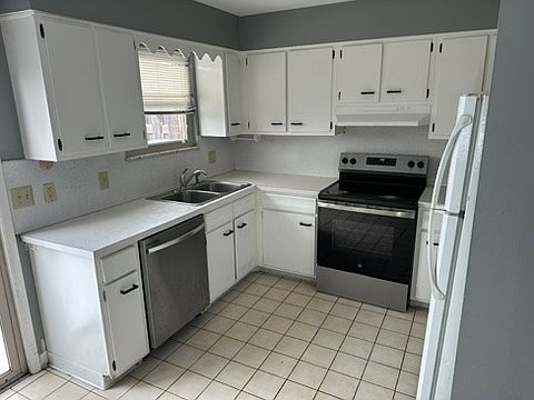 1st image of 5027 Cambrian Dr