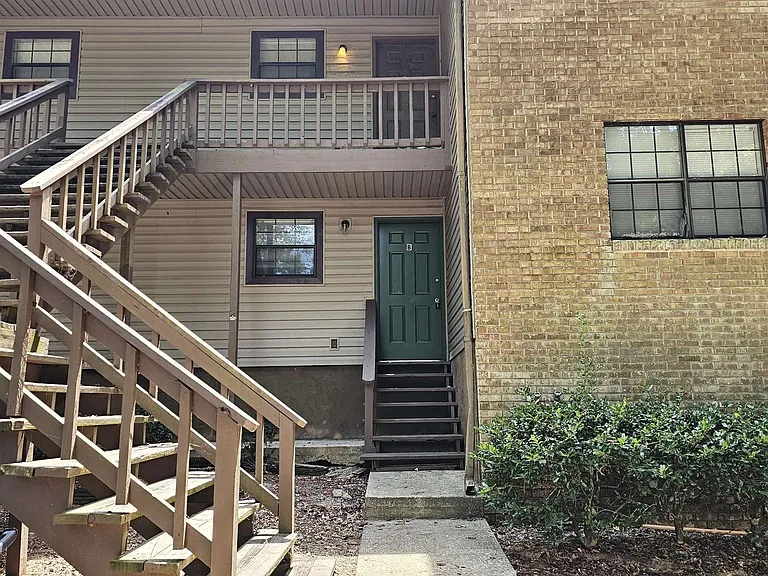 1647 Kay Ave #B — Photo 2