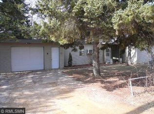 27890 Nathan Ln, Lindstrom, MN 55045