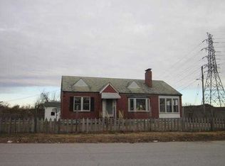 637 Chain Of Rocks Dr, Saint Louis, MO 63137