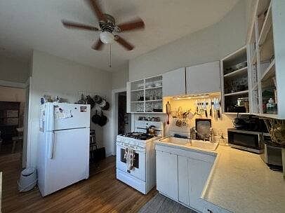 2nd image of 3520 17th Ave S