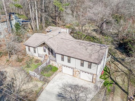 2nd image of 241 Sabrina Ct