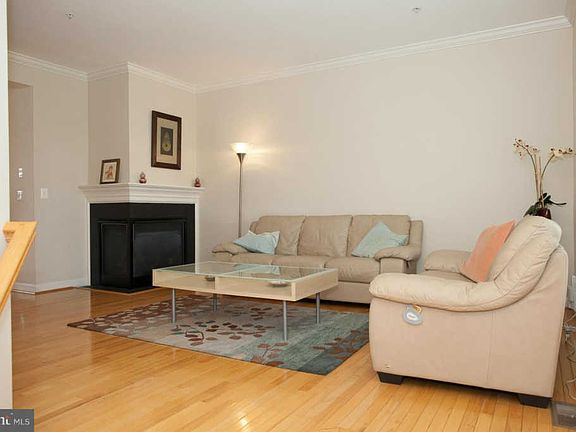 5th image of 8159 Skelton Cir