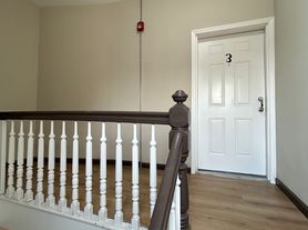 7 Star Realty LLC, 6514