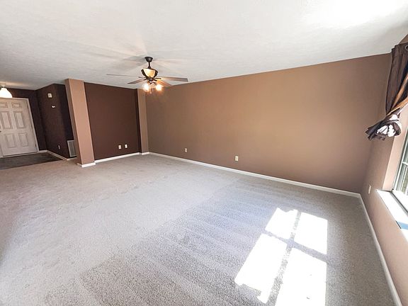 3rd image of 7511 Cole Wood Blvd