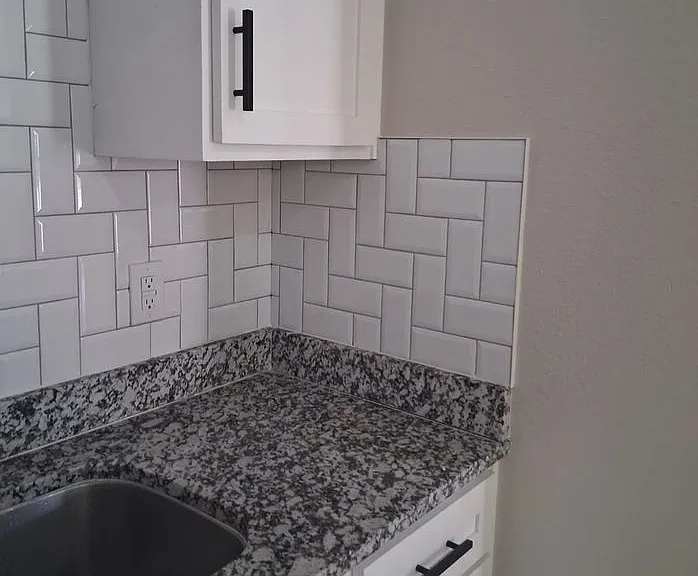 2414 San Diego Ave — Photo 14