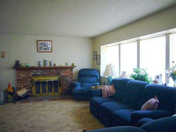 2nd image of 16245 Pine Ave