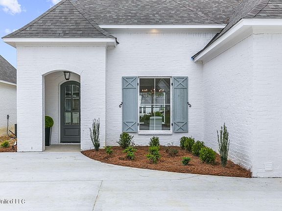 4th image of 108 Herons Bay Cir