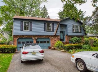 436 Cedar Ave, Paramus, NJ 07652