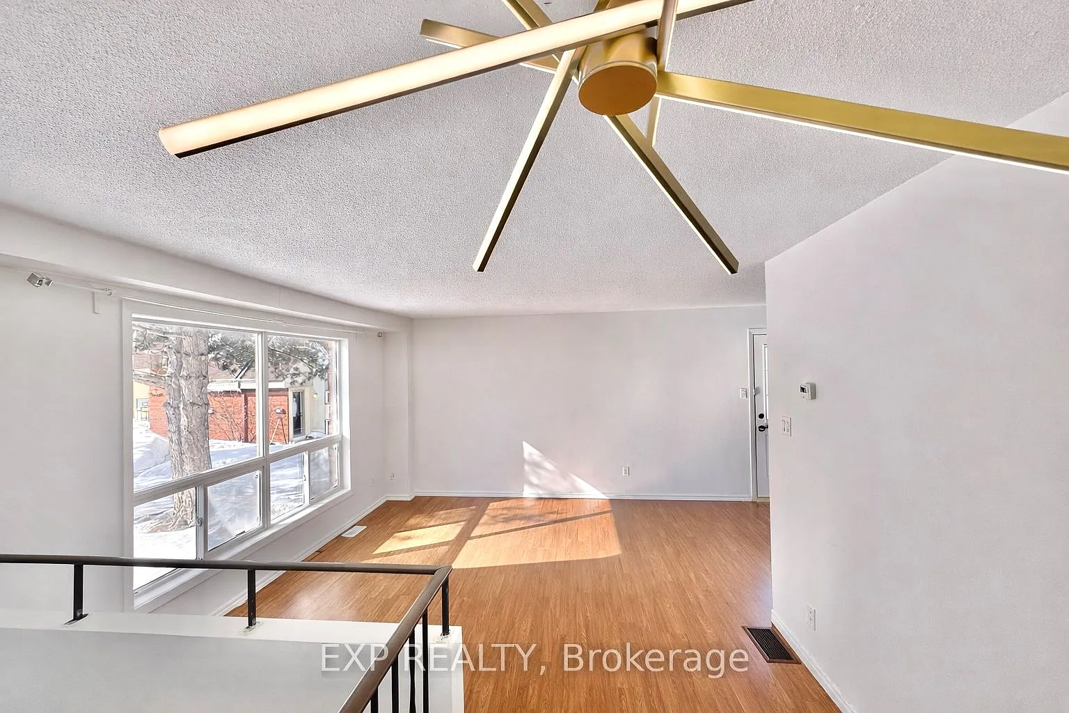 3 bed, $2,200 — Photo 4