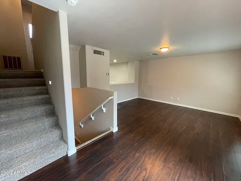 330 S Farmer Ave #114 — Photo 8