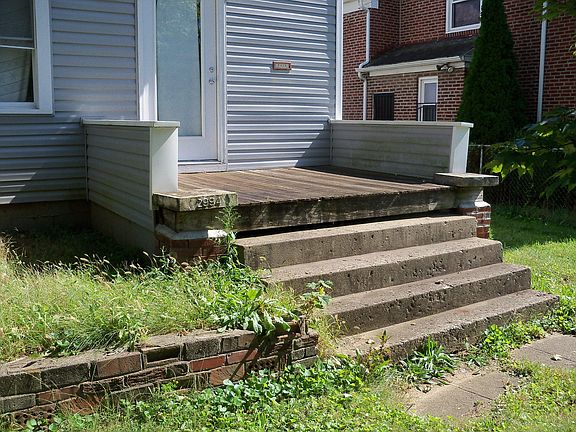 2nd image of 2994 Clevelawn Ct