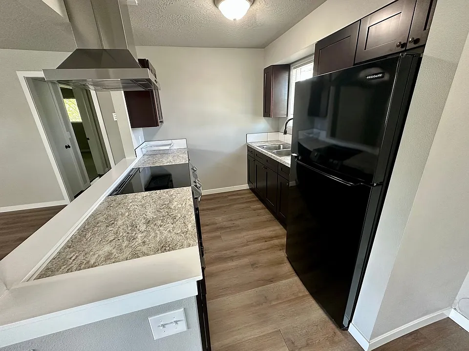 1608 W 8th Ave #303
