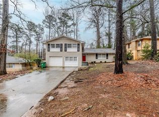 2202 Troutdale Dr, Decatur, GA 30032