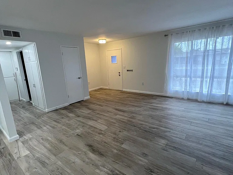 25780 Middlebury Way — Photo 15