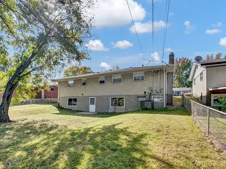 1505 Miller Dr — Photo 22