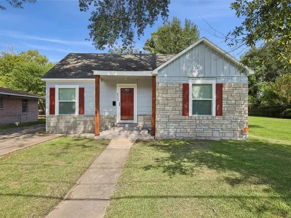 4555 Hartel St, Beaumont, TX 77705