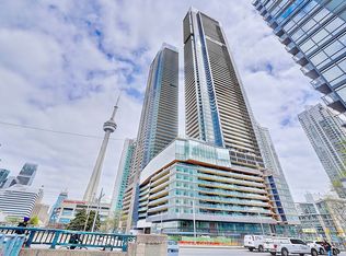 1 Concord Cityplace Way #4102, Toronto, ON M5V 3V4