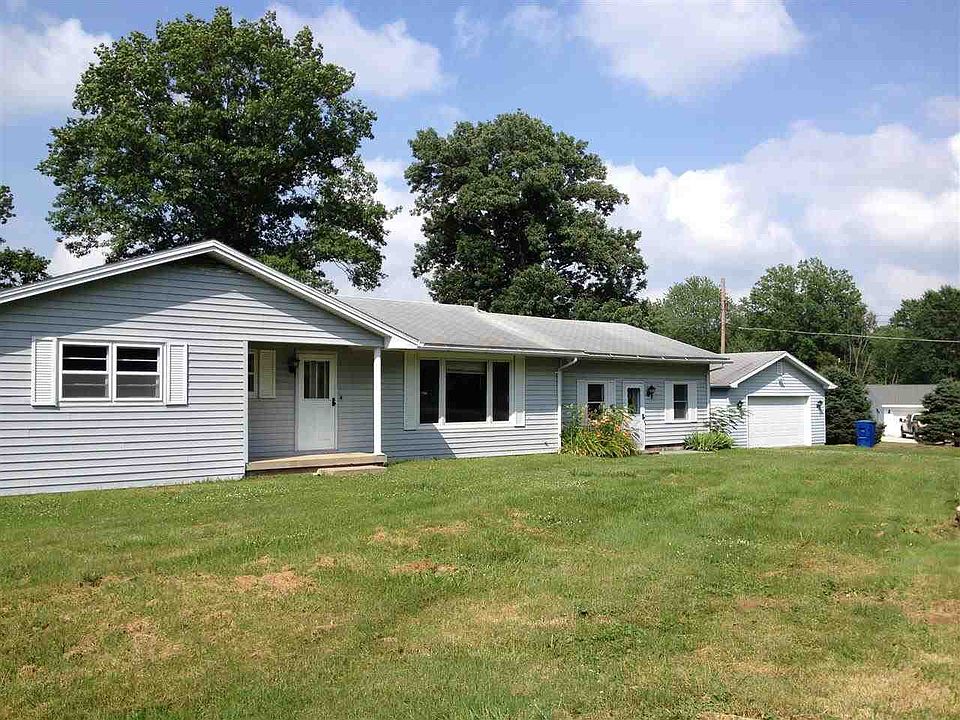 1st image of 426 W Country Ct