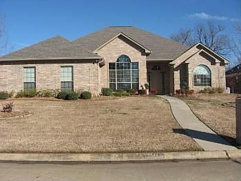 1st image of 9 Briarwood Cir