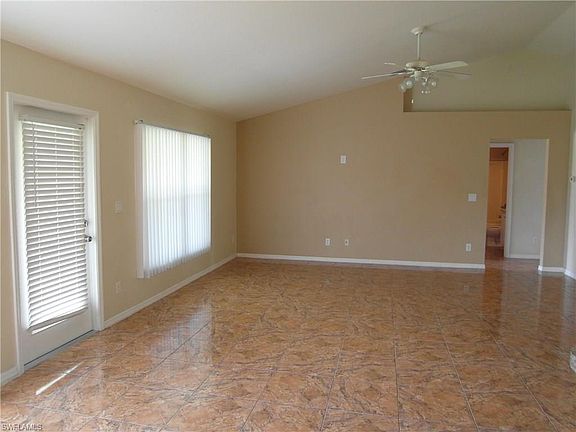 5th image of 4012 NE 9th Ave