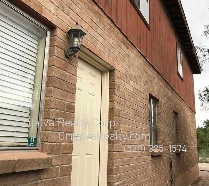 1st image of 1014 E 12th St #1020