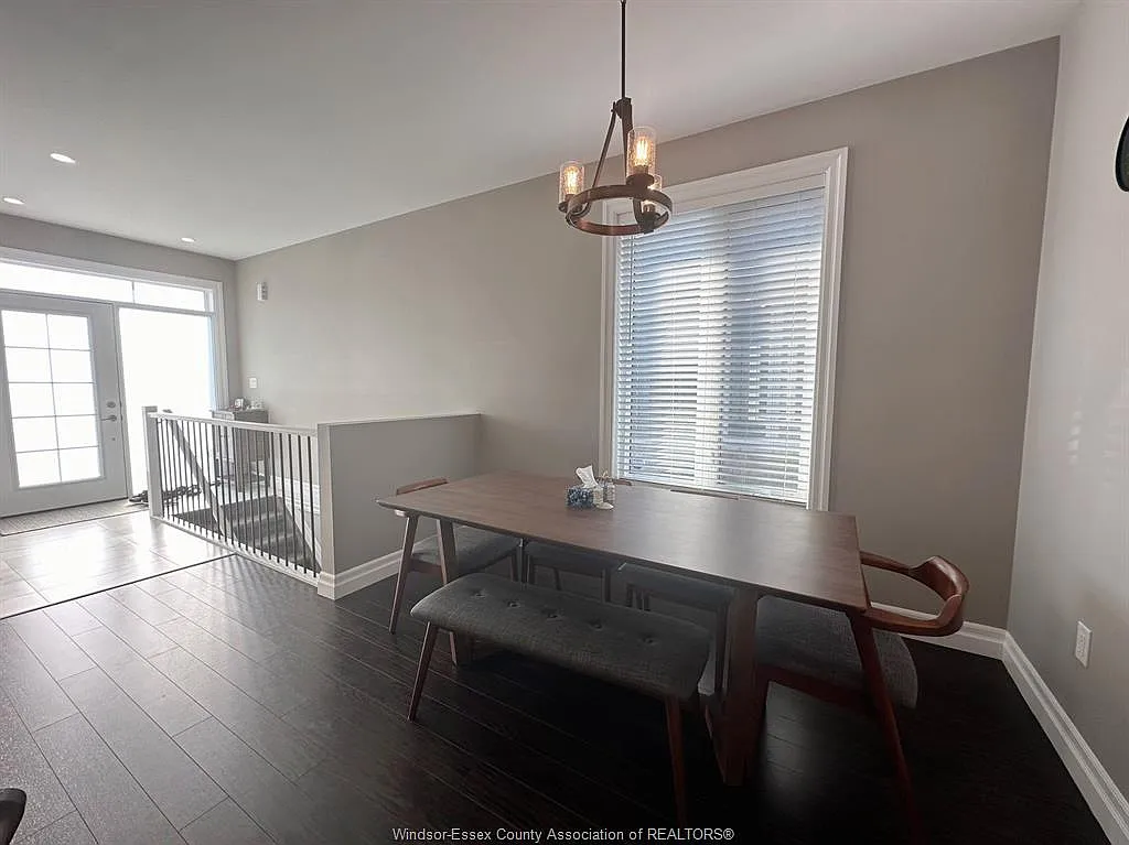 2 bed, $2,550 — Photo 3