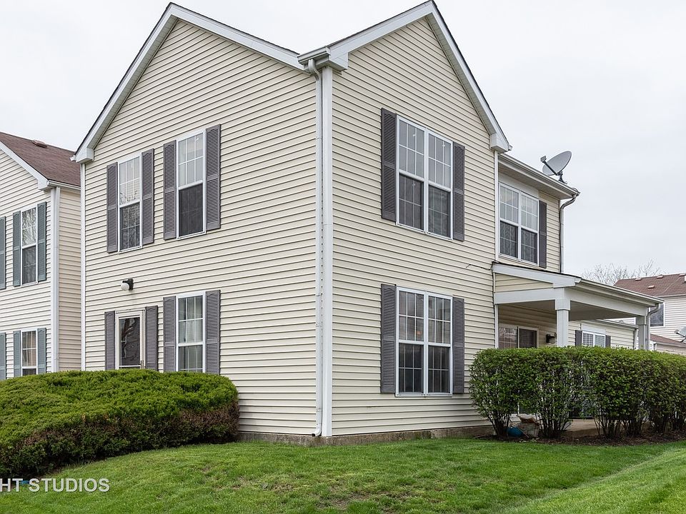 1st image of 928 Symphony Dr #928