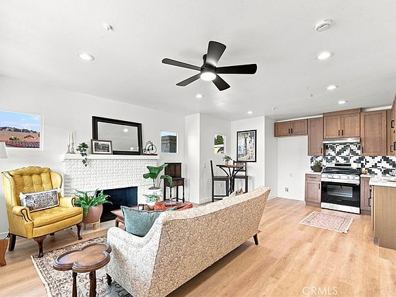 3rd image of 2801 Jeffries Ave
