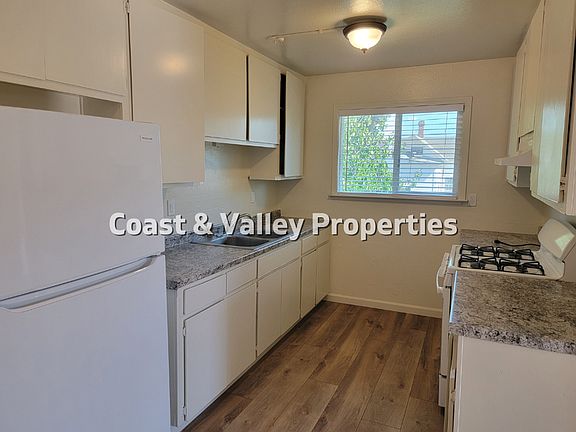 3rd image of 315 Ellis St #2B-1BA-800SQFT